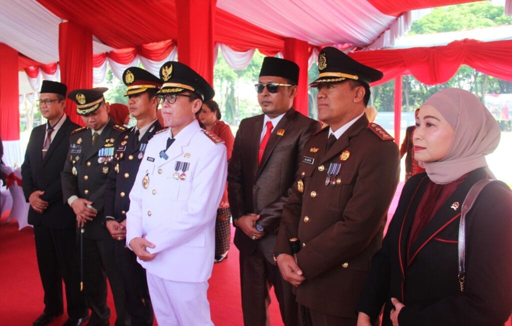 Pimpin Upacara HJB Ke-347, Pj Bupati Adriyanto Ajak Bersinergi Wujudkan Bojonegoro Yang Makmur Sejahtera