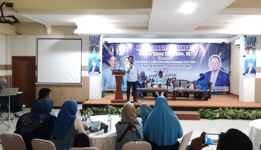 Sedulur Agung Supriyanto Yakin Setyo Wahono – Nurul Azizah Mampu Membawa Bojonegoro Lebih Baik Sedulur Agung Supriyanto Yakin Setyo Wahono – Nurul Azizah Mampu Membawa Bojonegoro Lebih Baik