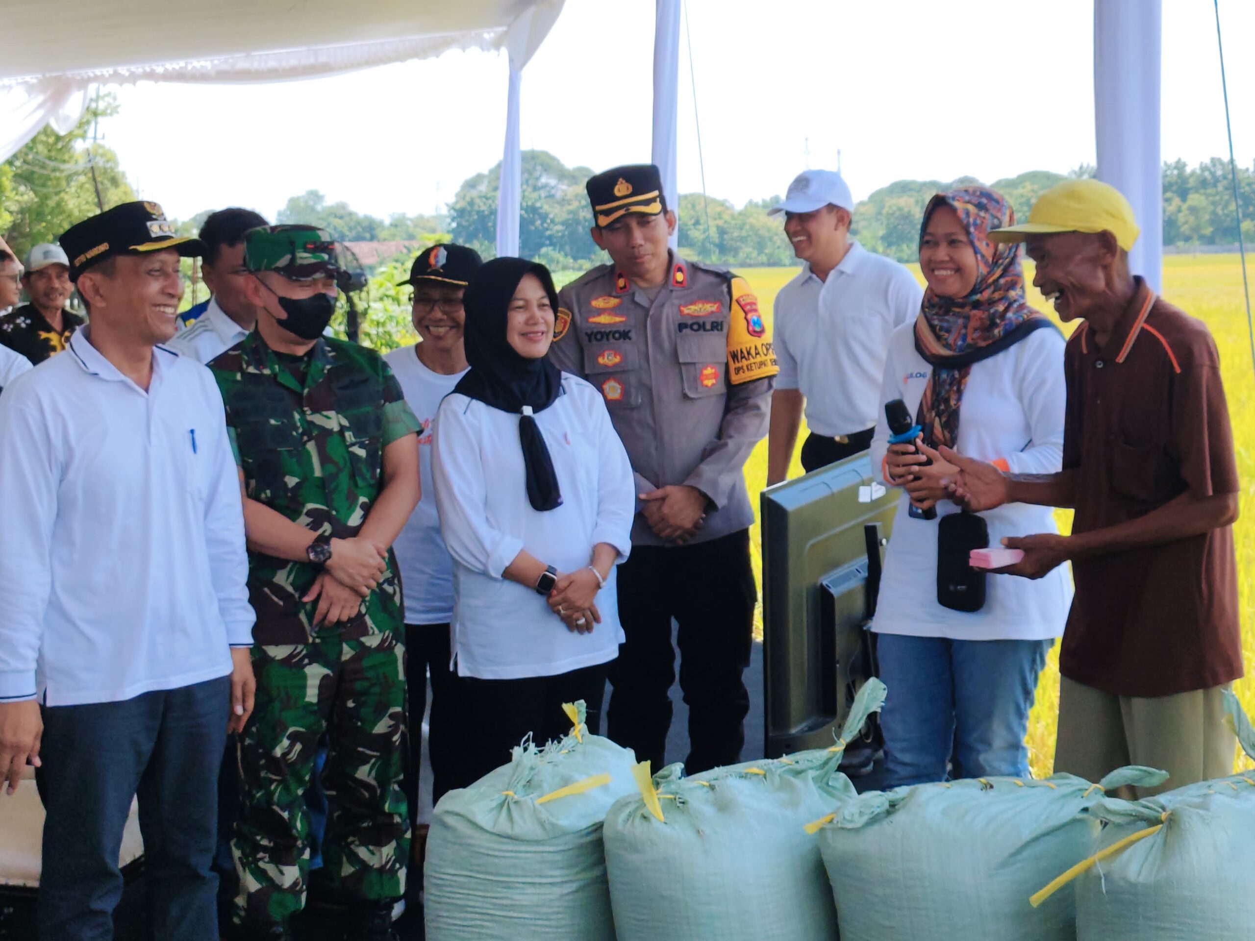 100 Hari Kerja Bupati Bojonegoro Setyo Wahono – Wakil Bupati Bojonegoro Nurul Azizah: Menyalakan Optimisme Menuju Bojonegoro Bahagia, Makmur dan Membanggakan