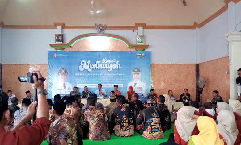 Bupati Bojonegoro Setyo Wahono, Jalankan Program Kusumo dan Medhayoh, di Desa Semambung, Kanor Bupati Bojonegoro Setyo Wahono, Jalankan Program Kusumo dan Medhayoh, di Desa Semambung, Kanor