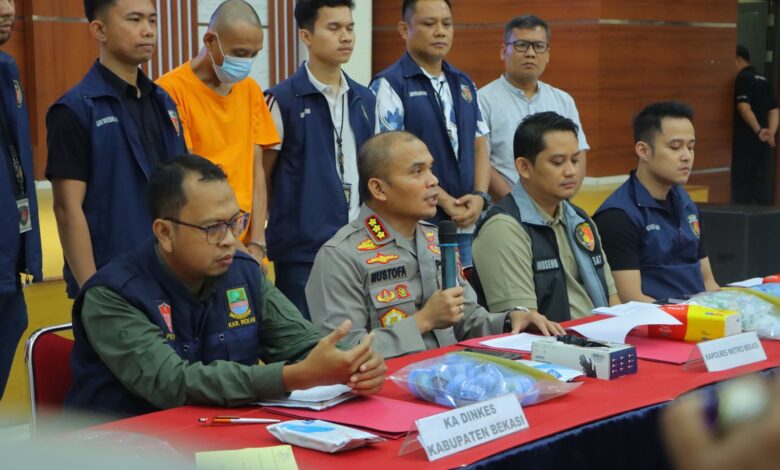 Polisi Ungkap Kasus Penjualan Air Minum Kemasan Galon Palsu