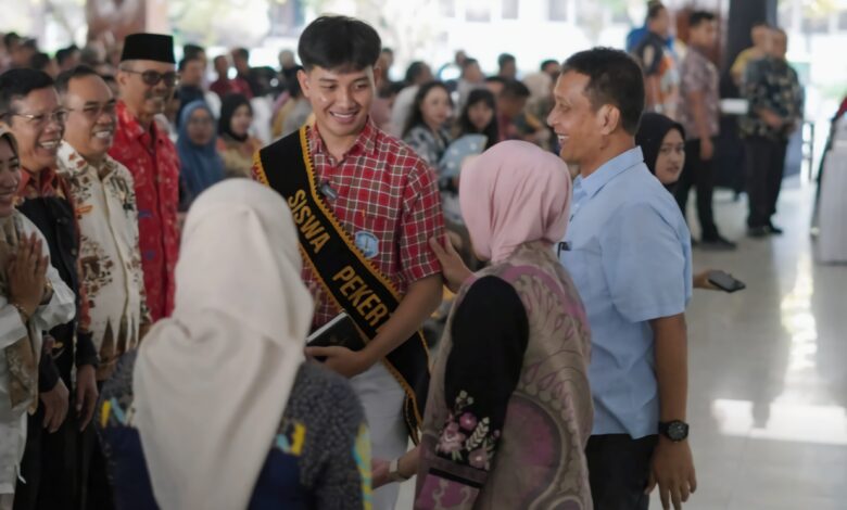 Program Pekerti, Menumbuhkan Jiwa Kepemimpinan dan Budi Pekerti Luhur Bagi Pelajar Bojonegoro Program Pekerti, Menumbuhkan Jiwa Kepemimpinan dan Budi Pekerti Luhur Bagi Pelajar Bojonegoro