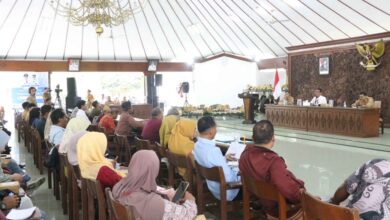 Sapa Bupati Ke-2, Bahas Pengentasan Kemiskinan melalui Gerakan Beternak Ayam Petelur Mandiri, Hingga Penuntasan Ijazah