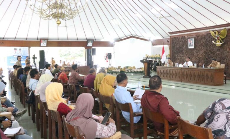 Sapa Bupati Ke-2, Bahas Pengentasan Kemiskinan melalui Gerakan Beternak Ayam Petelur Mandiri, Hingga Penuntasan Ijazah