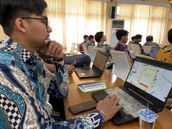 Optimalkan Aplikasi SuKMa e Jatim, Pemkab Bojonegoro Targetkan IKM 2025, Kategori Sangat Baik Optimalkan Aplikasi SuKMa e Jatim, Pemkab Bojonegoro Targetkan IKM 2025, Kategori Sangat Baik