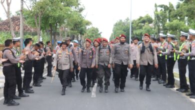 133 Personel Tempuh Long March 30 Kilometer Jadi Tradisi Pembaretan Sat Reskrim dan Sat Resnarkoba Polres Bojonegoro