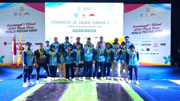 Abdun Atlet Angkat Besi Bojonegoro Raih 3 Medali Sekaligus di Ajang Poprov IX Jatim 2025 Abdun Atlet Angkat Besi Bojonegoro Raih 3 Medali Sekaligus di Ajang Poprov IX Jatim 2025