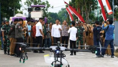 Bupati Bojonegoro Setyo Wahono Bertekad Memajukan Petani, Dengan Menghadirkan Drone Sprayer Gratis