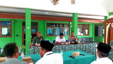 Di Konferensi Kepala Desa, Kapolsek Malo AKP Suryanto Sampaikan Bahayanya Aliran Listrik Untuk Jebakan Tikus