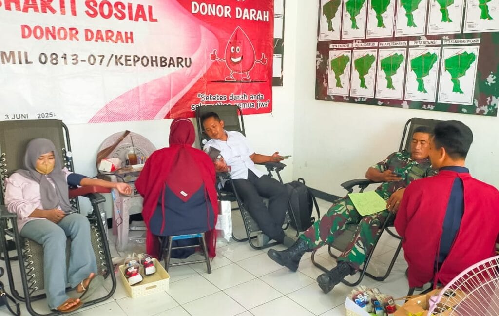 Jajaran Koramil 07/Kepohbaru Kodim 0813 Bojonegoro Gelar Bakti Sosial Donor Darah