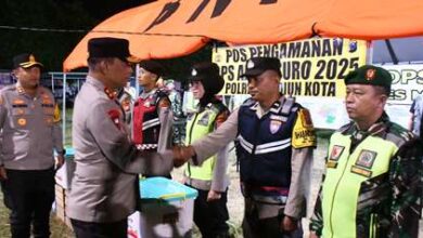 Pastikan Aman, Kapolda Jatim Irjen Pol Nanang Avianto Tinjau Pos Pam Aman Suro 2025, di Kota Madiun