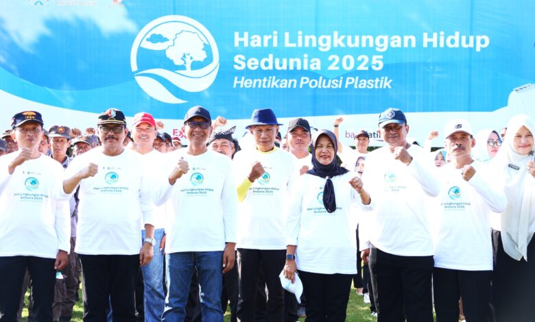 Pemkab Bojonegoro Peringati Hari Lingkungan Hidup Sedunia, Gelar Aksi Gerakan Bersih-bersih Sampah Plastik, di Kedungadem