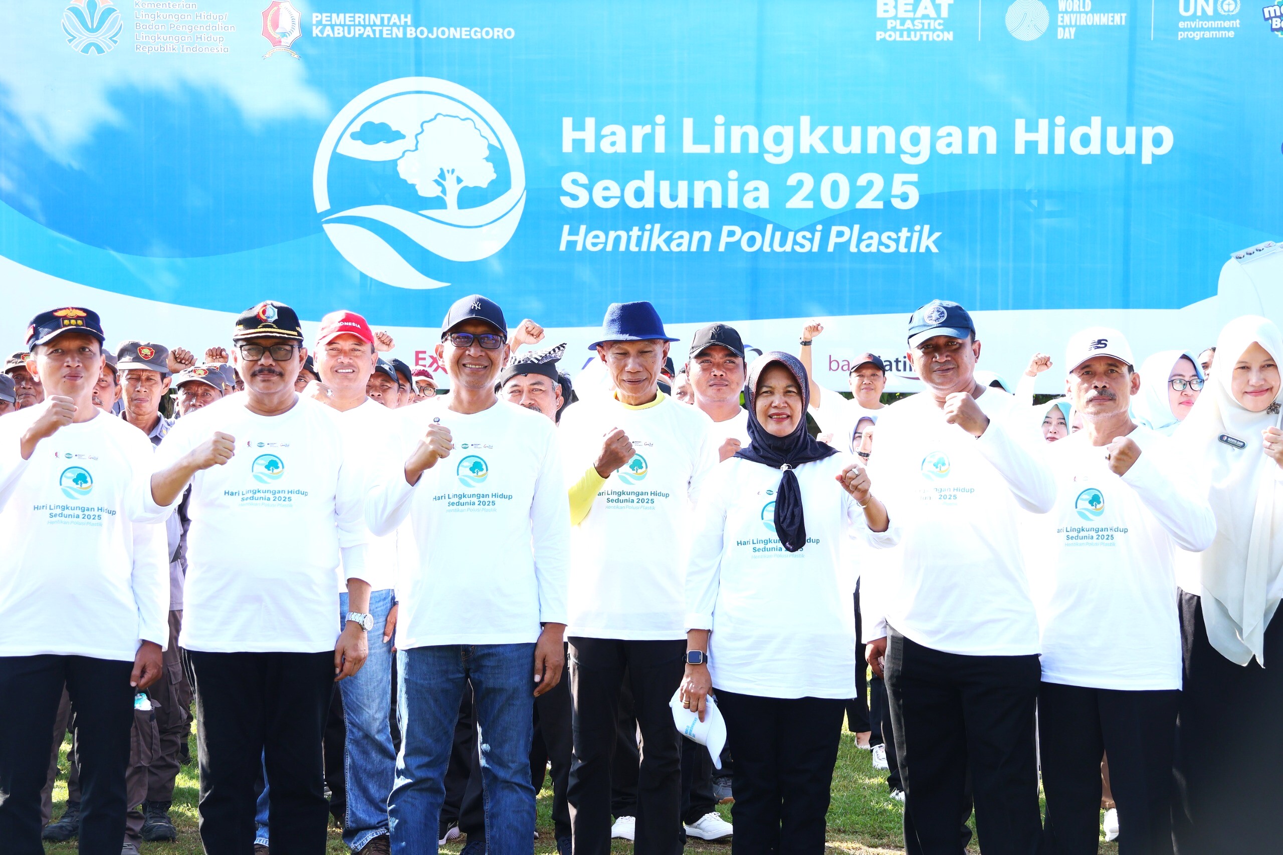 Pemkab Bojonegoro Peringati Hari Lingkungan Hidup Sedunia, Gelar Aksi Gerakan Bersih-bersih Sampah Plastik, di Kedungadem
