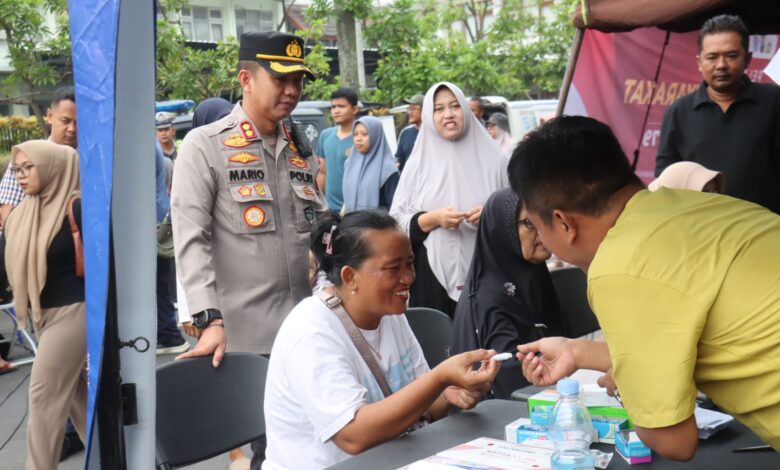 Peringati Hari Bhayangkara ke-79, Polres Bojonegoro Gelar Layanan Publik di CFD Alun-alun Kota Bojonegoro Peringati Hari Bhayangkara ke-79, Polres Bojonegoro Gelar Layanan Publik di CFD Alun-alun Kota Bojonegoro