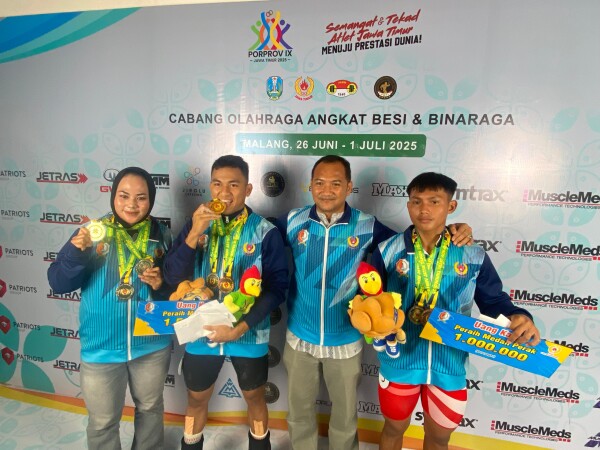 Di Porprov IX Jatim 2025, Cabor Angkat Besi Kontingen Bojonegoro, Raih 1 Emas, 2 Perak dan 1 Perunggu Di Porprov IX Jatim 2025, Cabor Angkat Besi Kontingen Bojonegoro, Raih 1 Emas, 2 Perak dan 1 Perunggu