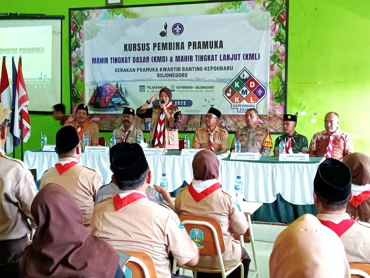 Wabup Bojonegoro Nurul Azizah Secara Resmi Membuka Kursus Pembina Pramuka, di LP Darul Ulum Nglumber, Kepohbaru