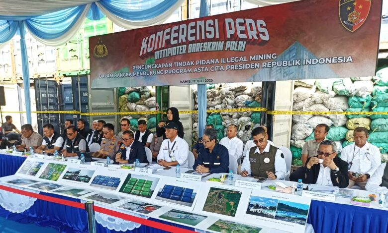 Bareskrim Polri Tangkap 351 Kontainer Batu bara Asal Tambang Ilegal di IKN Bareskrim Polri Tangkap 351 Kontainer Batu bara Asal Tambang Ilegal di IKN