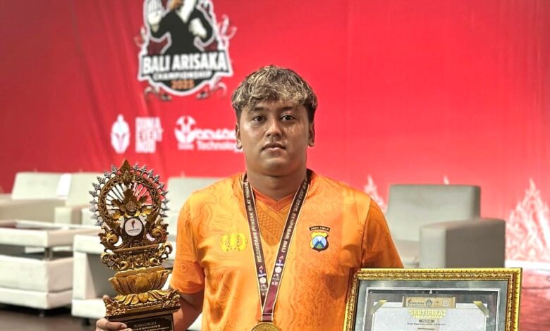 Bripda Sholeh Maulana Anggota Polsek Babat, Raih Emas di Kejurda Pencak Silat Piala Kemenpora Bali Arisaka Championship 2025 Bripda Sholeh Maulana Anggota Polsek Babat, Raih Emas di Kejurda Pencak Silat Piala Kemenpora Bali Arisaka Championship 2025