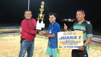 Grand Final Turnamen Bola Voli Spon Karang Taruna Cup-01, Desa Ngampel, Kapas, Dimenangkan Tim Poenix Grabagan
