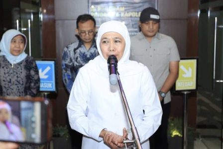 Khofifah Indar Parawansa Diperiksa KPK di Polda Jatim, Sebagai Saksi Dugaan Korupsi Pengelolaan Dana Hibah Pokmas Khofifah Indar Parawansa Diperiksa KPK di Polda Jatim, Sebagai Saksi Dugaan Korupsi Pengelolaan Dana Hibah Pokmas