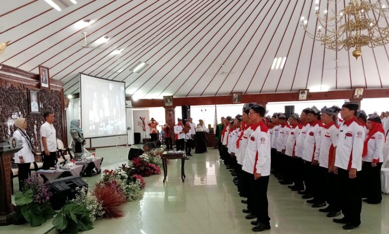 Pembinaan Anggota BPD Se-Kabupaten Bojonegoro Dan Pelantikan Pengurus DPC Abpednas Bojonegoro, Berlangsung Khidmat Pembinaan Anggota BPD Se-Kabupaten Bojonegoro Dan Pelantikan Pengurus DPC Abpednas Bojonegoro, Berlangsung Khidmat
