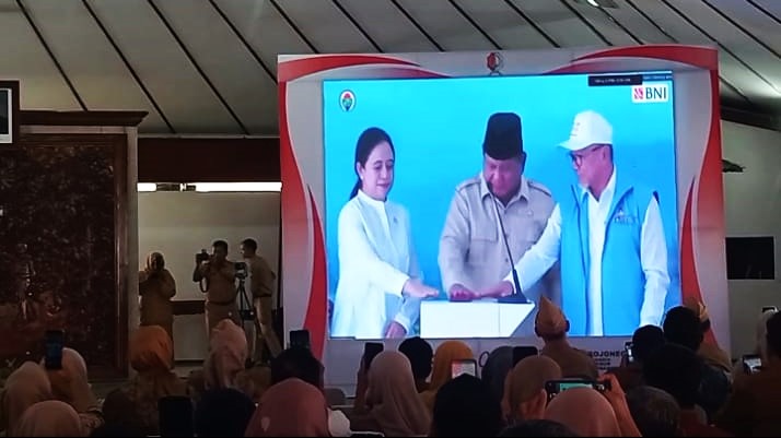Presiden RI Prabowo Subianto Launching Koperasi Desa Merah Putih, Bupati-Wakil Bupati Bojonegoro, Ikuti Secara Virtual, Di Pendopo Malowopati Presiden RI Prabowo Subianto Launching Koperasi Desa Merah Putih, Bupati-Wakil Bupati Bojonegoro, Ikuti Secara Virtual, Di Pendopo Malowopati