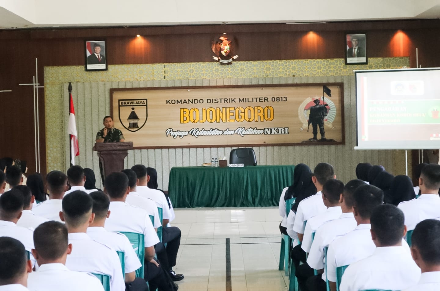 Sebanyak 113 Sarjana Lulusan SPPI Terima Pembekalan Dari Dandim 0813 Bojonegoro Letkol Czi Arief Rochman Hakim