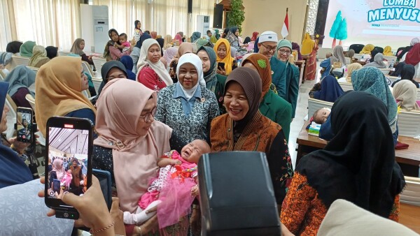 IDI dan IIDI Bojonegoro Gelar Lomba Bagi Ibu Menyusui Meriahkaan Pekan ASI Sedunia 2025 IDI dan IIDI Bojonegoro Gelar Lomba Bagi Ibu Menyusui Meriahkaan Pekan ASI Sedunia 2025