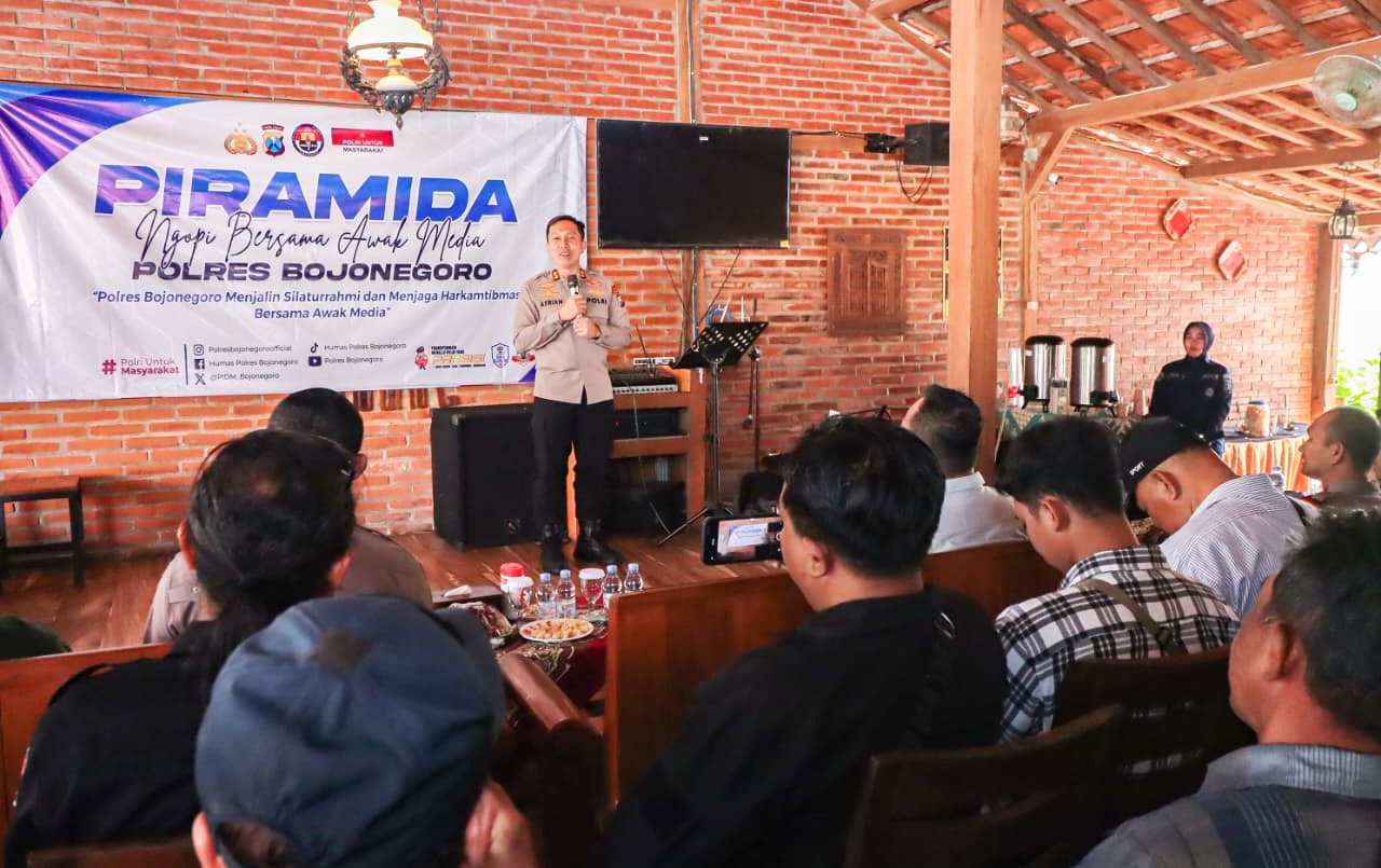 Ngopi Bersama Awak Media Mampu Perkuat Sinergi Polri dengan Media di Bojonegoro