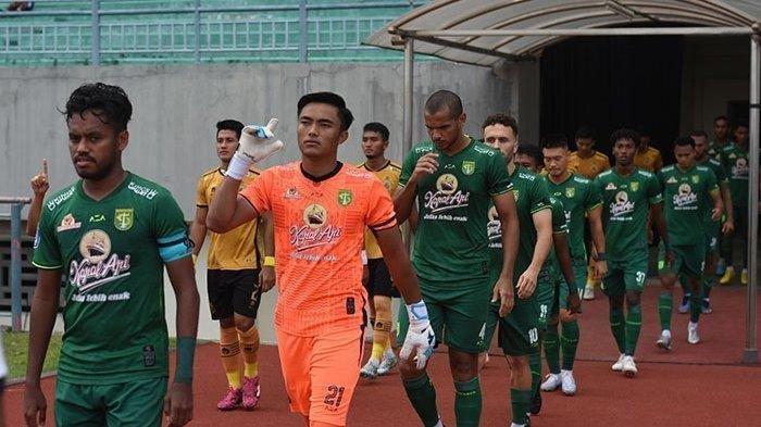 Analisis Mendalam Jelang Laga PSM Makassar vs Persebaya Surabaya: Waspadai Kolektivitas dan Lini Tengah Bajul Ijo Analisis Mendalam Jelang Laga PSM Makassar vs Persebaya Surabaya: Waspadai Kolektivitas dan Lini Tengah Bajul Ijo