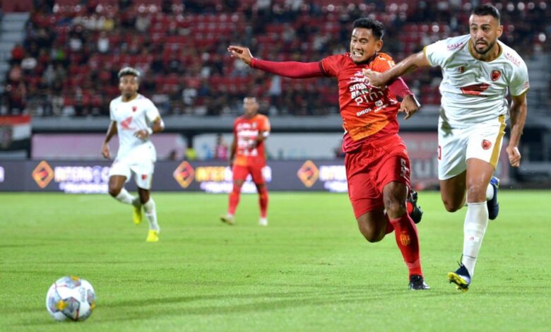 PSM Makassar Punya Banyak Pilihan di Lini Tengah, Mampukah Gledson Paixao Bersinar? PSM Makassar Punya Banyak Pilihan di Lini Tengah, Mampukah Gledson Paixao Bersinar?