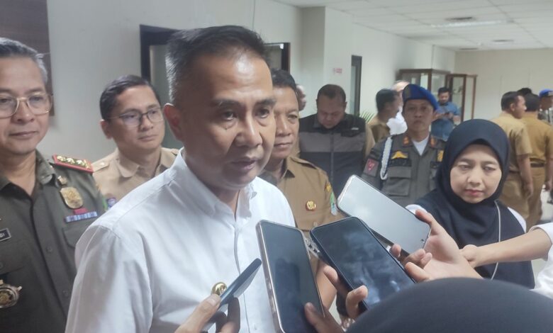 Wali Kota Jakarta Barat Ingatkan PPPK untuk Hindari Judi dan Pinjaman Online Wali Kota Jakarta Barat Ingatkan PPPK untuk Hindari Judi dan Pinjaman Online