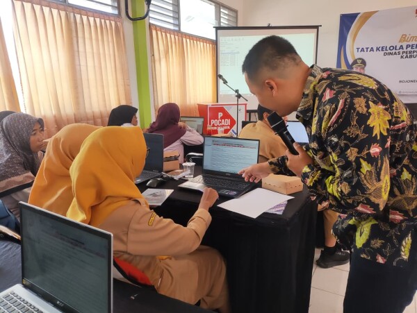 Perpustkaan di Bojonegoro Jadi Agen Literasi Sekaligus Magnet Bagi Masyarakat Untuk Meningkatkan Budaya Membaca Perpustkaan di Bojonegoro Jadi Agen Literasi Sekaligus Magnet Bagi Masyarakat Untuk Meningkatkan Budaya Membaca