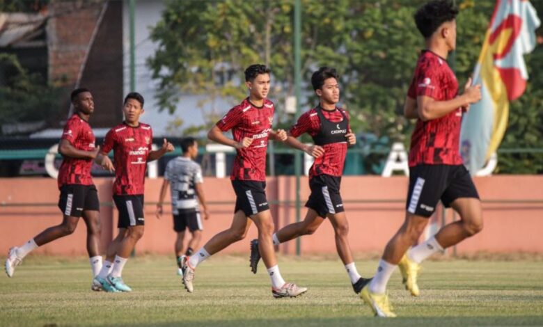 Alex Tanque Kembali Perkuat Lini Depan PSM Makassar Kontra PSIM Yogyakarta: Sanksi Dicabut, Amunisi Tambahan Juku Eja! Alex Tanque Kembali Perkuat Lini Depan PSM Makassar Kontra PSIM Yogyakarta: Sanksi Dicabut, Amunisi Tambahan Juku Eja!