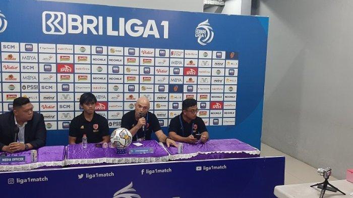 Krisis Lini Tengah dan Kontrol Emosi: Mengapa PSM Makassar Terseok-seok di Awal Musim? Krisis Lini Tengah dan Kontrol Emosi: Mengapa PSM Makassar Terseok-seok di Awal Musim?