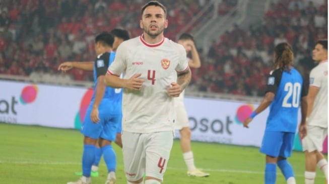 Optimisme Calvin Verdonk Membara: Targetkan Kemenangan dan Lolos ke Piala Dunia 2026 Bersama Timnas Indonesia Optimisme Calvin Verdonk Membara: Targetkan Kemenangan dan Lolos ke Piala Dunia 2026 Bersama Timnas Indonesia