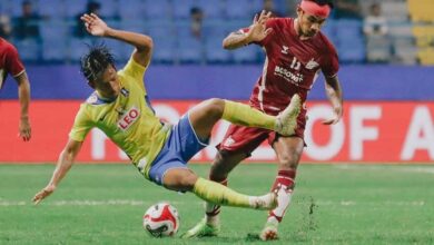 PSM Makassar dan PSIM Yogyakarta Bermain Imbang Tanpa Gol di Babak Pertama, Pertandingan Sengit di Stadion Gelora BJ Habibie