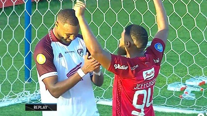 Sanksi Yuran Fernandes, Bernardo Tavares: Sepak Bola Indonesia Terkenal Hanya Gara-Gara Ini Sanksi Yuran Fernandes, Bernardo Tavares: Sepak Bola Indonesia Terkenal Hanya Gara-Gara Ini