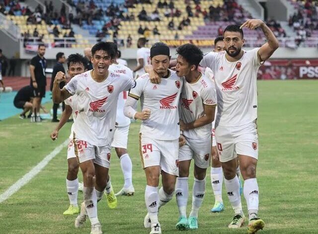 Super League Memanas: PSM Makassar Terpuruk, Persija dan Borneo FC Unbeaten! Super League Memanas: PSM Makassar Terpuruk, Persija dan Borneo FC Unbeaten!