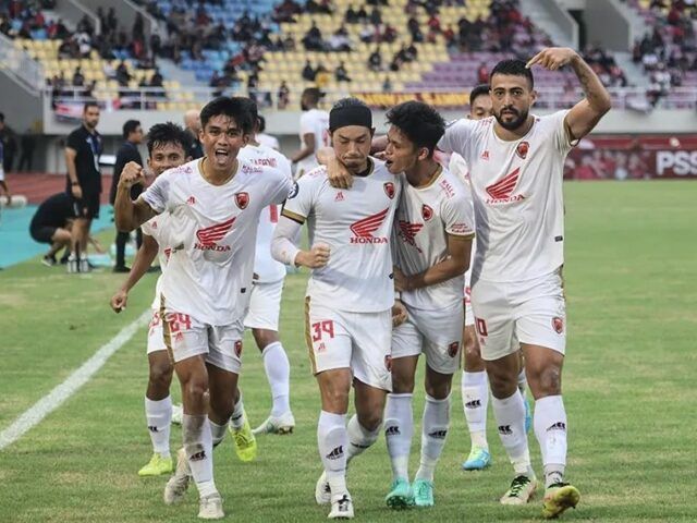 Super League Memanas: PSM Makassar Terpuruk, Persija dan Borneo FC Unbeaten!