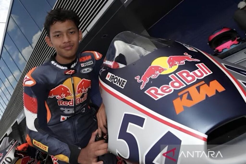 Veda Ega Pratama Terjatuh di Misano, Asa Juara Red Bull Rookies Cup 2025 Pupus