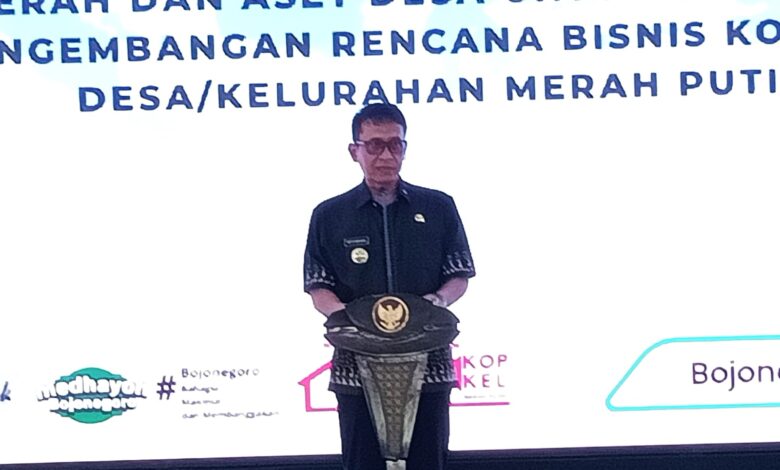 Gelar Bimtek Mekanisme Pinjaman Untuk Pendanaan KDKMP, Pemkab Bojonegoro Dorong Kemandirian Ekonomi Warganya Gelar Bimtek Mekanisme Pinjaman Untuk Pendanaan KDKMP, Pemkab Bojonegoro Dorong Kemandirian Ekonomi Warganya