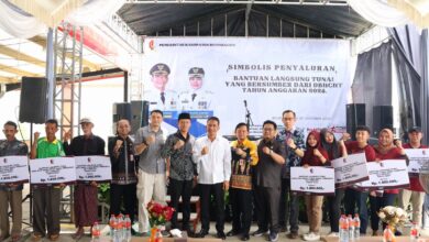 Guna Meningkatkan Kesejahteraan Buruh Pabrik Rokok dan Buruh Tani Tembakau Pemkab Bojonegoro Salurkan BLT DBHCHT