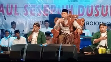 KH Agus Salim Bareng Cak Komet dan Cak Dodok, Hadir di Pengajian Umum Haul Sesepuh Dusun Bungur, Desa Bungur, Kanor