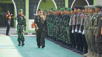 Peringati HUT Ke-80 TNI, Kodim 0813 Bojonegoro Gelar Upacara, di Lapangan Makodim Setempat