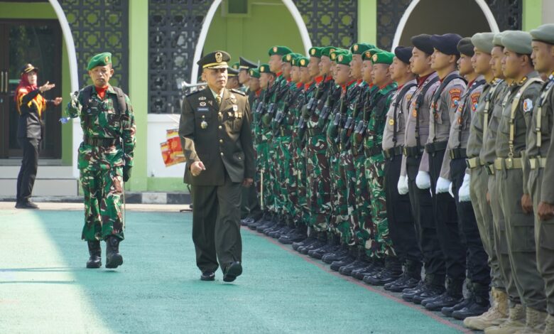 Peringati HUT Ke-80 TNI, Kodim 0813 Bojonegoro Gelar Upacara, di Lapangan Makodim Setempat Peringati HUT Ke-80 TNI, Kodim 0813 Bojonegoro Gelar Upacara, di Lapangan Makodim Setempat