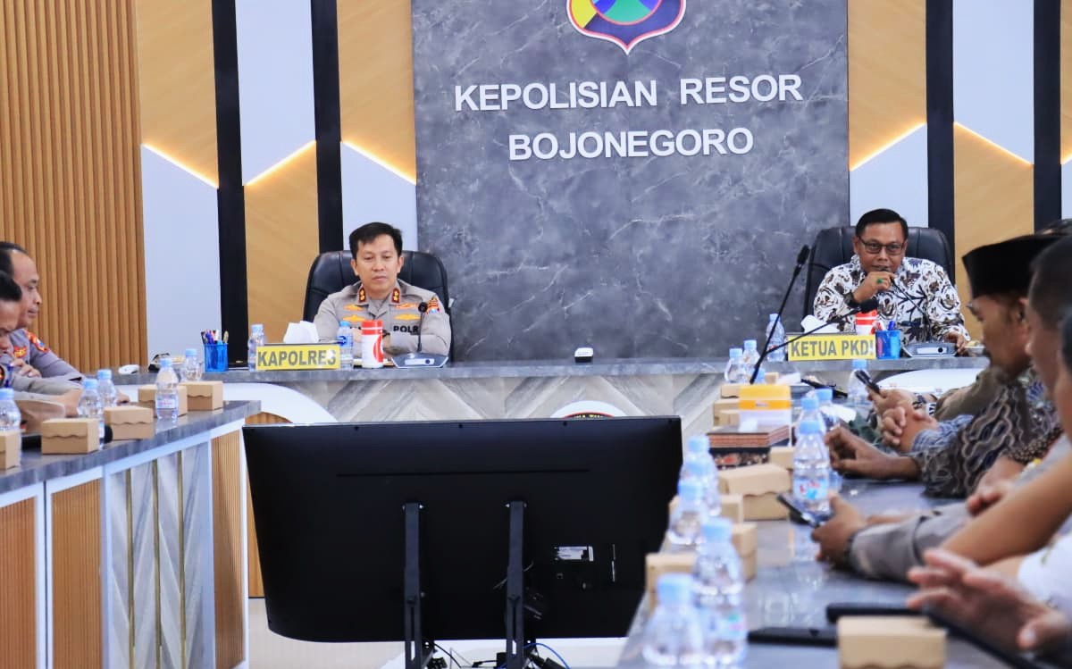 Perkuat Sinergitas Antara Kepolisian dan Pemdes, Pengurus PKDI Besilaturahmi Ke Kapolres Bojonegoro