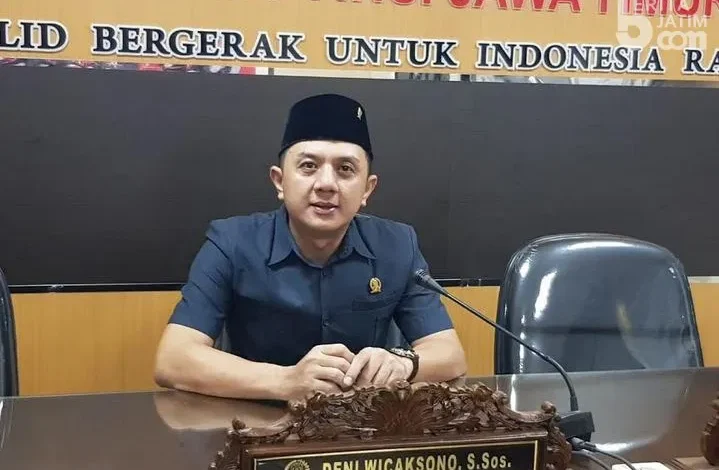 Wakil Ketua DPRD Jatim Deni Wicaksono Dukung Rencana Pemerintah Hapus Tunggakan BPJS Rp 20 Triliun Wakil Ketua DPRD Jatim Deni Wicaksono Dukung Rencana Pemerintah Hapus Tunggakan BPJS Rp 20 Triliun