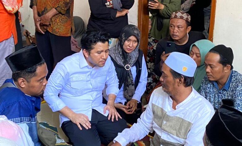 Wakil Ketua DPRD Jatim Sri Wahyuni, Dukung Pemprov Jatim Gunakan Dana Cadangan Guna Menangani Korban Ponpes Al Khoziny Wakil Ketua DPRD Jatim Sri Wahyuni, Dukung Pemprov Jatim Gunakan Dana Cadangan Guna Menangani Korban Ponpes Al Khoziny
