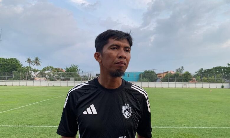 Ahmad Amiruddin Resmi Nakhodai PSM Makassar Sebagai Caretaker: Fokus Adaptasi Tim dan Tanggung Jawab Penuh Ahmad Amiruddin Resmi Nakhodai PSM Makassar Sebagai Caretaker: Fokus Adaptasi Tim dan Tanggung Jawab Penuh